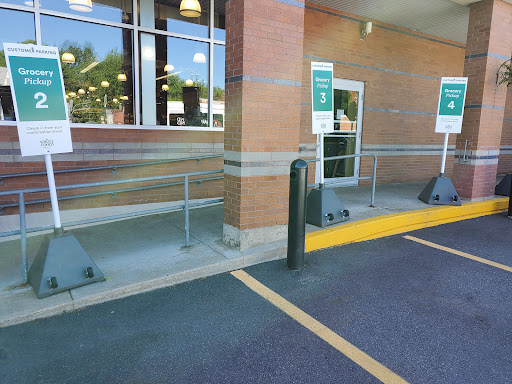 Grocery Store «Whole Foods Market», reviews and photos, 880 Main St, Melrose, MA 02176, USA