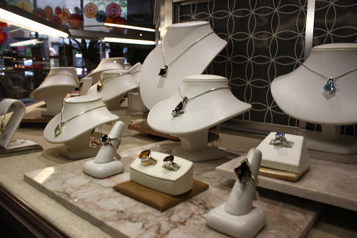 Jewelry Store «Plata y Oro Jewelers», reviews and photos, 125 S Kalamazoo Mall, Kalamazoo, MI 49007, USA