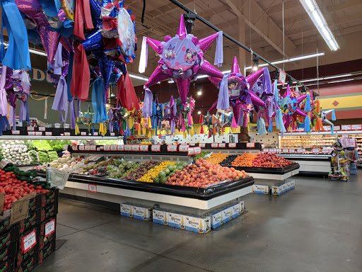 Grocery Store «Fiesta Foods», reviews and photos, 1875 N 1st St, Hermiston, OR 97838, USA