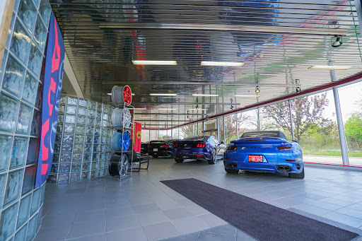 Auto Body Shop «Ultimate Paint Shop II», reviews and photos, 2050 1st St, Highland Park, IL 60035, USA