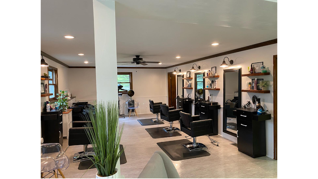 Bella Bella Salon & Suites 13815