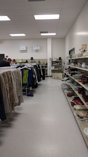Thrift Store «GCF Donation Center & Store (Harvest Plaza)», reviews and photos, 9005 Baileywick Rd, Raleigh, NC 27615, USA