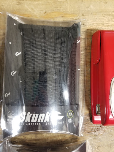 Tobacco Shop «Collective Glass Smoke Shop», reviews and photos, 3616 McRae Blvd #2, El Paso, TX 79925, USA