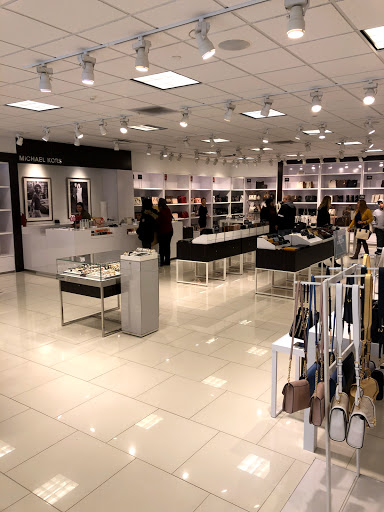 Fashion Accessories Store «Michael Kors», reviews and photos, 20-A Killingworth Turnpike #430, Clinton, CT 06413, USA