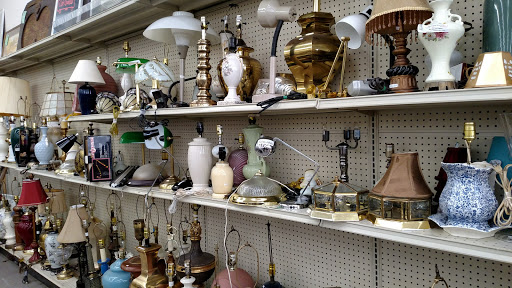 Thrift Store «Saint Francis Thrift Store», reviews and photos, 2824 Wilmington Pike, Dayton, OH 45419, USA