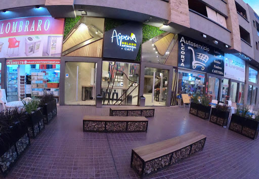 Aspen Helado Artesanal y Cafe (Libertad) - Ice cream shop en Villa Carlos Paz