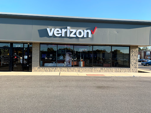Cell Phone Store «Verizon Authorized Retailer – Cellular Sales», reviews and photos, 90 N MacDade Blvd #2b, Glenolden, PA 19036, USA