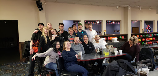 Bowling Alley «10 Pins of Trenton», reviews and photos, 2591 Fort St, Trenton, MI 48183, USA