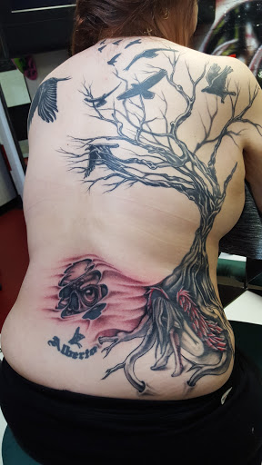 Tattoo Shop «Precious Tattoo Company 4», reviews and photos, 1013 E Charleston Blvd, Las Vegas, NV 89104, USA