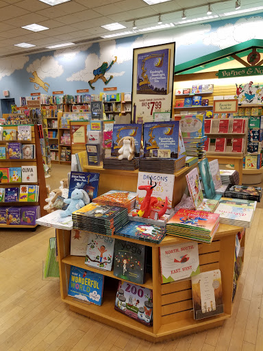 Book Store «Barnes & Noble», reviews and photos, 3454 Erie Blvd E, Syracuse, NY 13214, USA