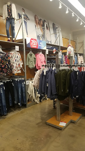 Shopping Mall «Dartmouth Mall», reviews and photos, 200 N Dartmouth Mall, Dartmouth, MA 02747, USA