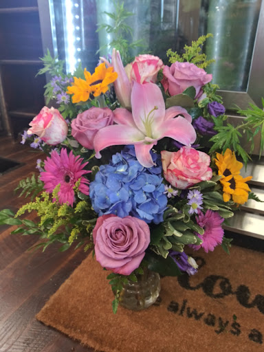 Florist «Barnes House Of Flowers», reviews and photos, 866 N Colony Rd, Wallingford, CT 06492, USA