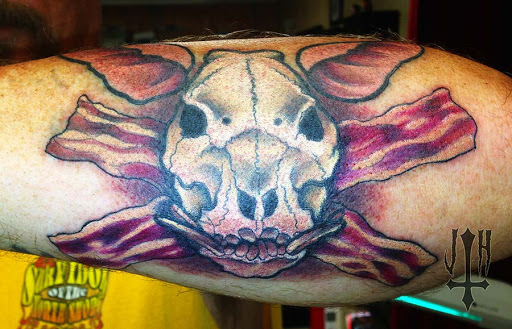 Explore meaningful sister tattoo ideas, creative tattoo ideas in Washington, available at Fattys Tattoos & Piercings H Street