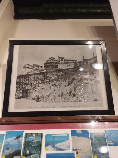 Tourist Attraction «The Society for the Preservation of the Duquesne Heights Incline», reviews and photos, 1220 Grandview Ave, Pittsburgh, PA 15211, USA