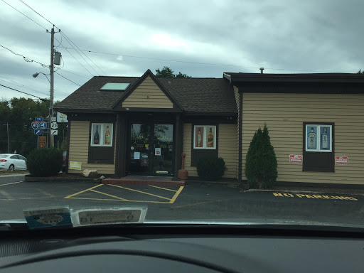 Liquor Store «Valley Wine & Liquor», reviews and photos, 326 S Caroline St, Herkimer, NY 13350, USA