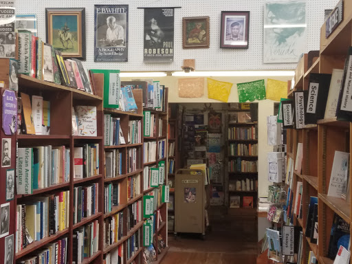 Book Store «Walden Pond Bookstore», reviews and photos, 3316 Grand Ave, Oakland, CA 94610, USA