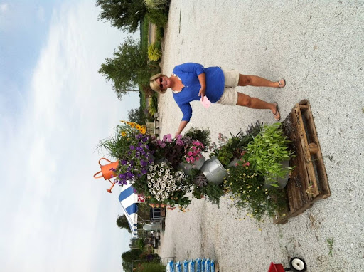 Garden Center «Salsbery Garden Center», reviews and photos, 6346 W Broadway, McCordsville, IN 46055, USA