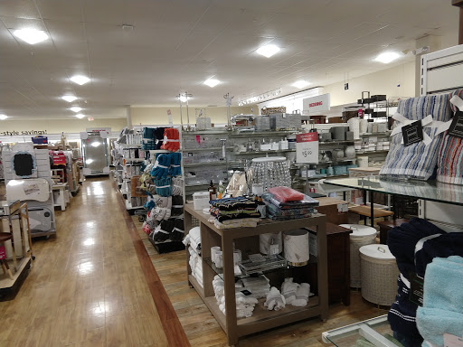 Department Store «Marshalls & HomeGoods», reviews and photos, 436 Lincoln Hwy, Exton, PA 19341, USA