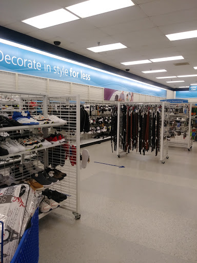 Clothing Store «Ross Dress for Less», reviews and photos, 4021 Durham-Chapel Hill Blvd, Durham, NC 27707, USA