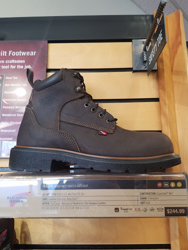 Shoe Store «Red Wing», reviews and photos, 114 Barrington Rd, Streamwood, IL 60107, USA