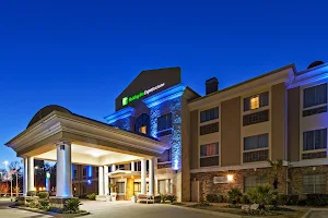 Holiday Inn Express & Suites Henderson-Traffic Star, an IHG Hotel image