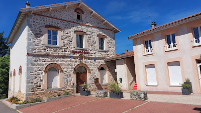 Mairie à Viricelles