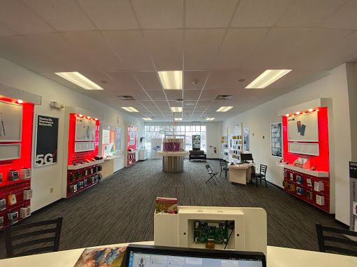 Cell Phone Store «Verizon Authorized Retailer, TCC», reviews and photos, 165 Levittown Pkwy a, Levittown, PA 19055, USA
