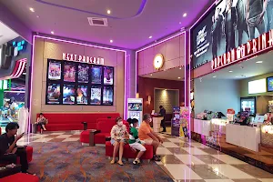 Major Cineplex Robinson Lifestyle Ladkrabang image