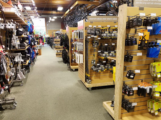 Camping Store «REI», reviews and photos, 2450 Charleston Rd, Mountain View, CA 94043, USA