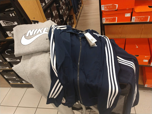 Shopping Mall «Andorra Shopping Center», reviews and photos, 701 Cathedral Rd, Philadelphia, PA 19128, USA