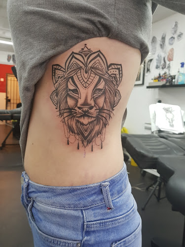 Reviews of Ink In Motion in London - Tatoo shop
