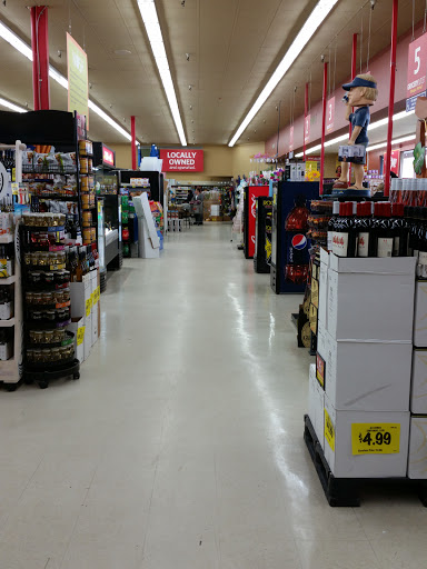 Grocery Store «Grocery Outlet Bargain Market», reviews and photos, 15705 SW 116th Ave, King City, OR 97224, USA