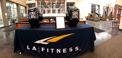 Gym «LA Fitness», reviews and photos, 265 E Army Trail Rd, Glendale Heights, IL 60139, USA