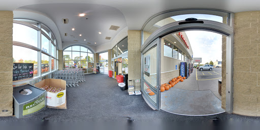 Grocery Store «Hy-Vee Mainstreet», reviews and photos, 510 E 6th St, Muscatine, IA 52761, USA