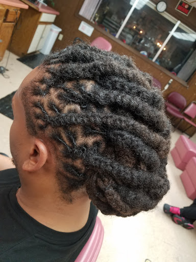 Beauty Salon «New Concepts Beauty & Barber», reviews and photos, 10519 W Main St, Belleville, IL 62223, USA