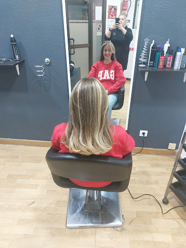 Doble a Peluquería en Talavera de laReina, Toledo