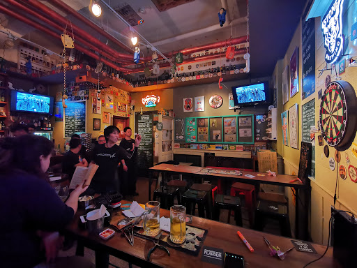 BeerGeek MicroPub Taipei 啤痞微型精釀啤酒吧