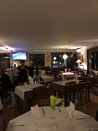 Atmosphère du Restaurant français Les Chênes chez Victor Galletti à Pietracorbara - n°6