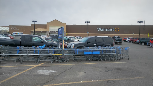 Department Store «Walmart Supercenter», reviews and photos, 200 12th St SW, Forest Lake, MN 55025, USA