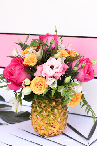 Florist «Everest Florist and Gifts Sacramento», reviews and photos, 7137 Walerga Rd, Sacramento, CA 95842, USA