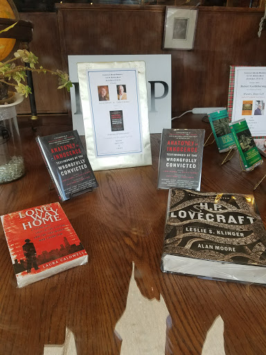 Book Store «Centuries & Sleuths Bookstore», reviews and photos, 7419 Madison St, Forest Park, IL 60130, USA