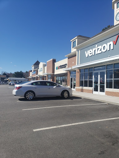 Cell Phone Store «Verizon», reviews and photos, 1800 Washington St, Hanover, MA 02339, USA