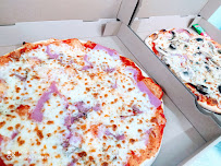 Pizza du Pizzeria AMO LA PIZZA à Saint-Julien - n°20