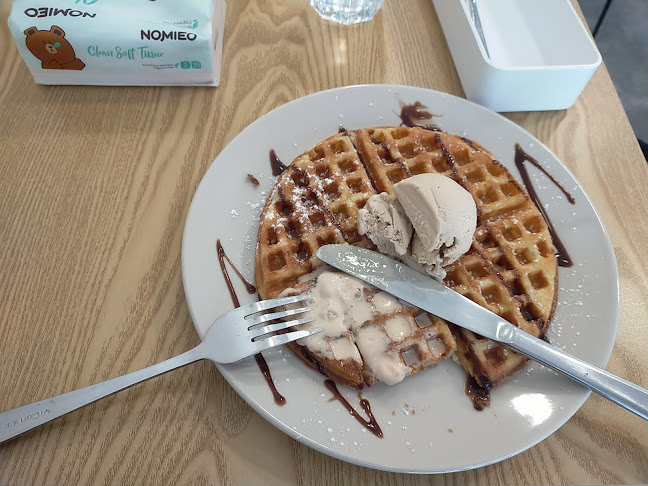 Waffles & Scoops - Singapore