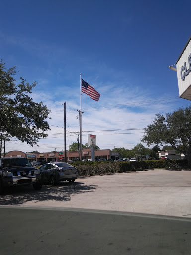 Dry Cleaner «Peerless Cleaners», reviews and photos, 3434 S Staples St, Corpus Christi, TX 78411, USA