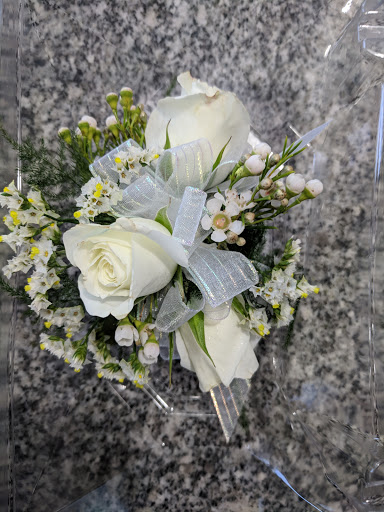 Florist «Expressions By Elizabeth», reviews and photos, 838 Lila Ave, Milford, OH 45150, USA