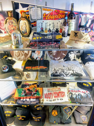 American Restaurant «The Hot Dog Shop», reviews and photos, 6405 Brittmoore Rd #16, Houston, TX 77041, USA