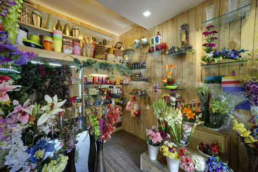 Xpression Florist & Gift Shop