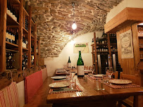 Atmosphère du Restaurant La Manouille à La Salle-les-Alpes - n°15