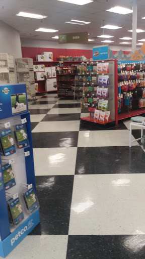 Pet Supply Store «Petco Animal Supplies», reviews and photos, 1410 N Loop 336 W, Conroe, TX 77304, USA